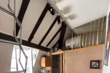 Avant/après : un studio parisien optimisé façon cabine de bateau