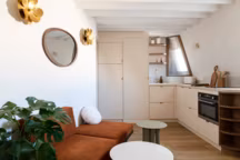 Un 22 m2 vintage comme une fenêtre ouverte sur les toits de la capitale