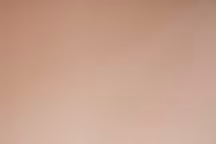 L'harmonie d'une pièce passe par le mariage parfait des teintes, du sol au plafond.