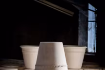 Poteries pour le jardin comme vaisselle du quotidien ont une toute autre valeur lorsqu'elles sont fabriquées main.