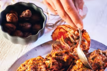 Recette de Homard gratiné extraite du livre Festin, chez Hachette