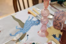 Serviettes de table : astuces et pliages pour une déco de Noël réussie