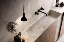 Yacht, la nouvelle collection salle de bains Modulnova aux lignes minimalistes