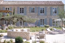 Réalisation architecture et jardin â€“ BOSC Architectes ; photo - Hervé Hôte ; Opération â€“ Priams