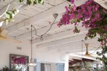 Terrasse estivale un brin rétro. Photo de Casa Manuel Formentera via Pinterest