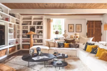 Une maison au décor bohème inspirée par les villas d'Ibiza et de Comporta