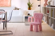IKEA lance GREJSIMOJS, une collection de mobilier et d’objets ludiques pour enfants.